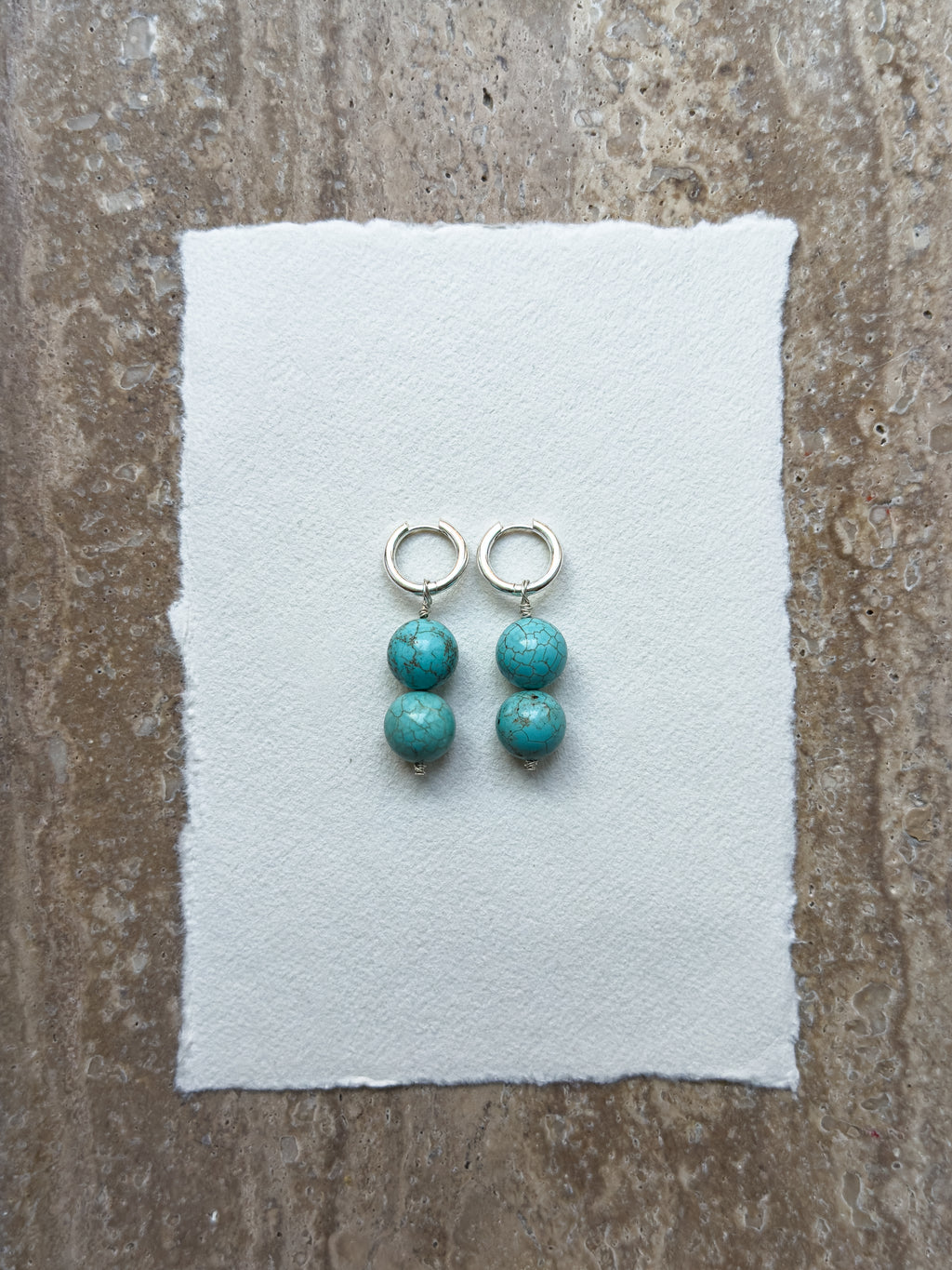 Tammy turquoise howlite hoop earrings in sterling silver – OYSTER BAY