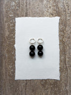 Maggie black onyx hoop earrings in sterling silver – OYSTER BAY