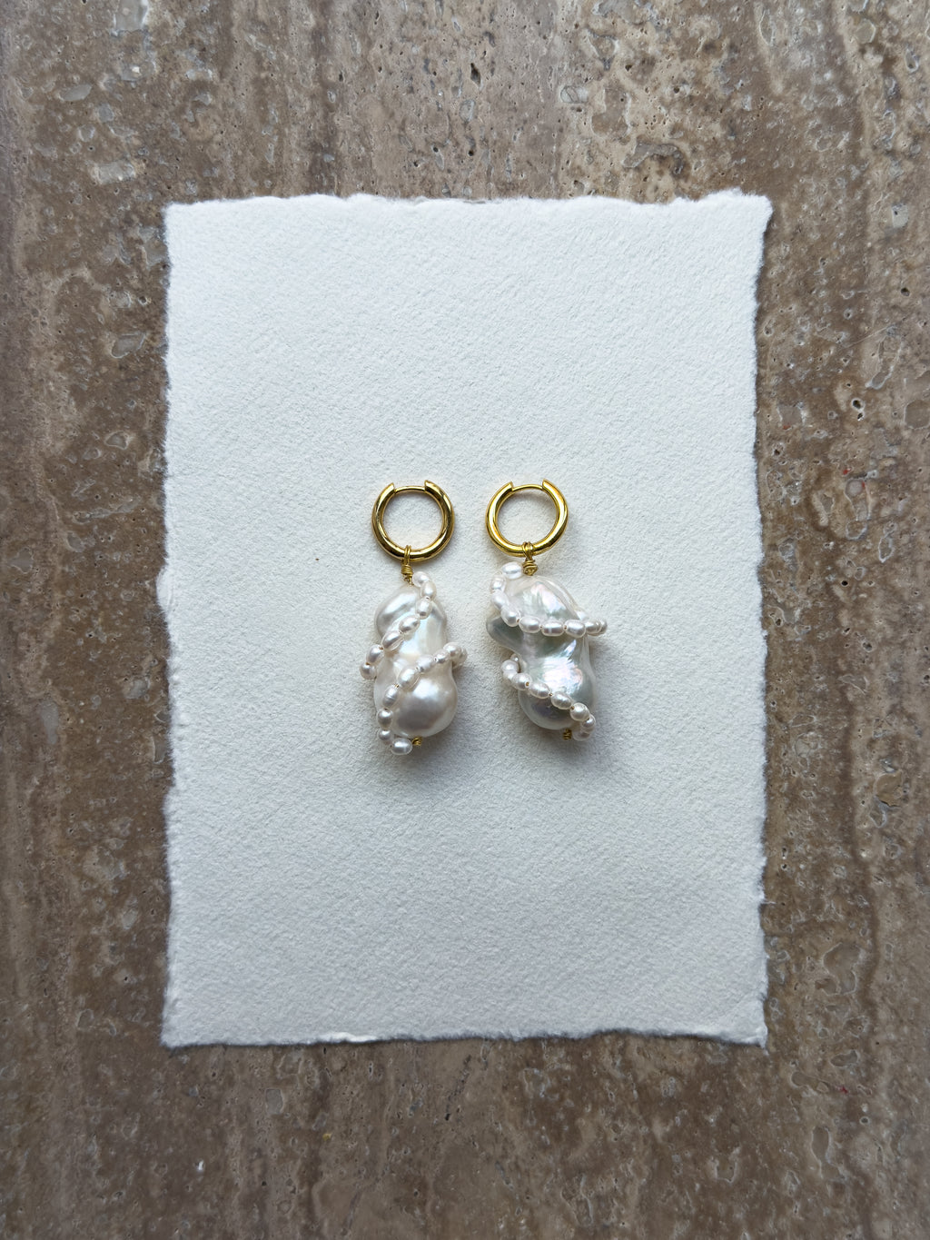 Bianca baroque freshwater pearl hoop earrings – OYSTER BAY
